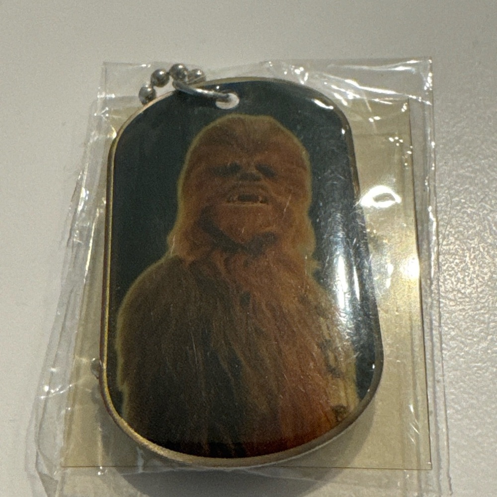 RARE 2011 TOPPS STAR WARS CHEWBACCA DOG TAG NECKLACE w/ BALL CHAIN NECKLACE NOS